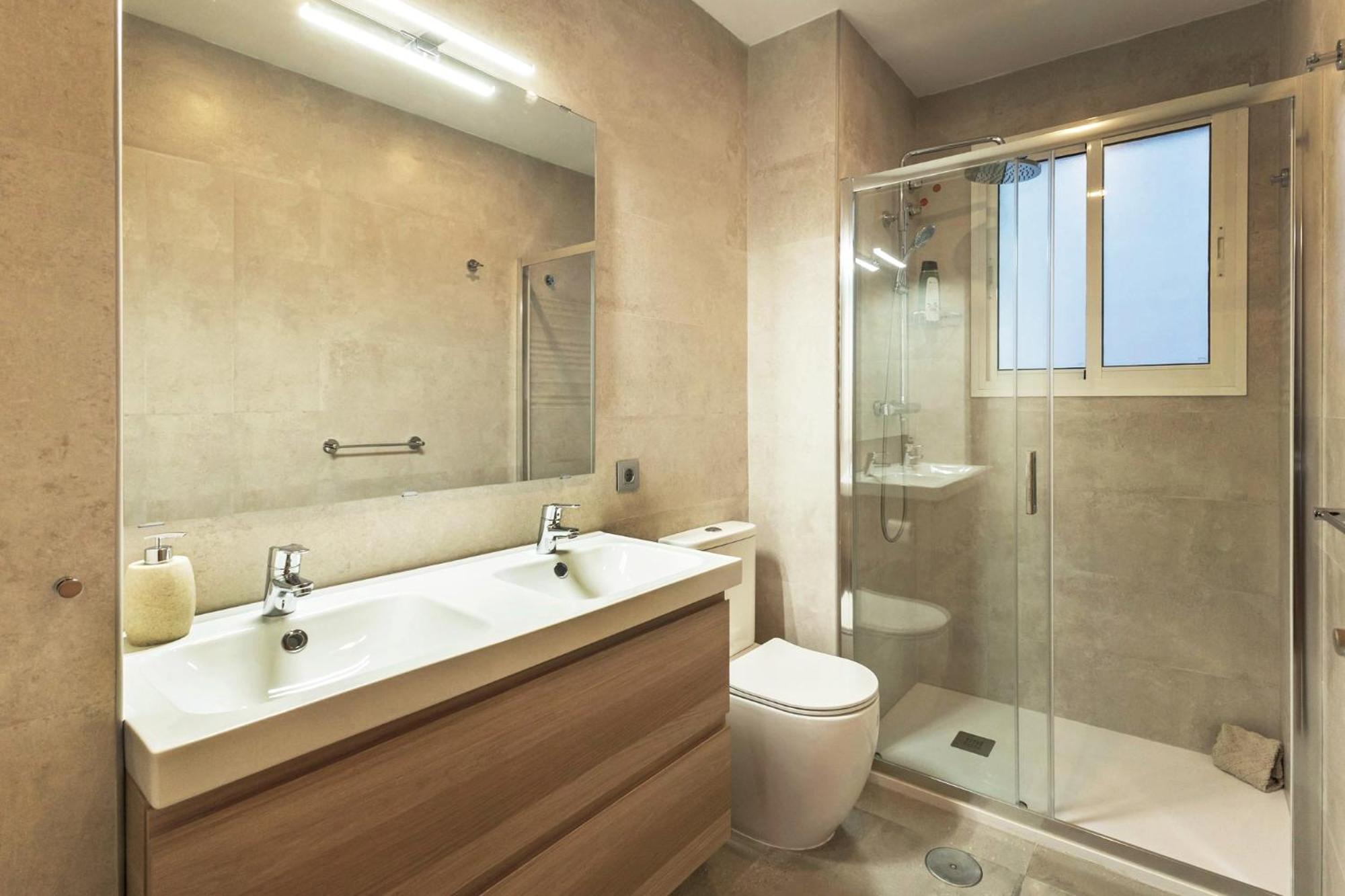 Modern Spacious Apartment Central Of Севилья Экстерьер фото