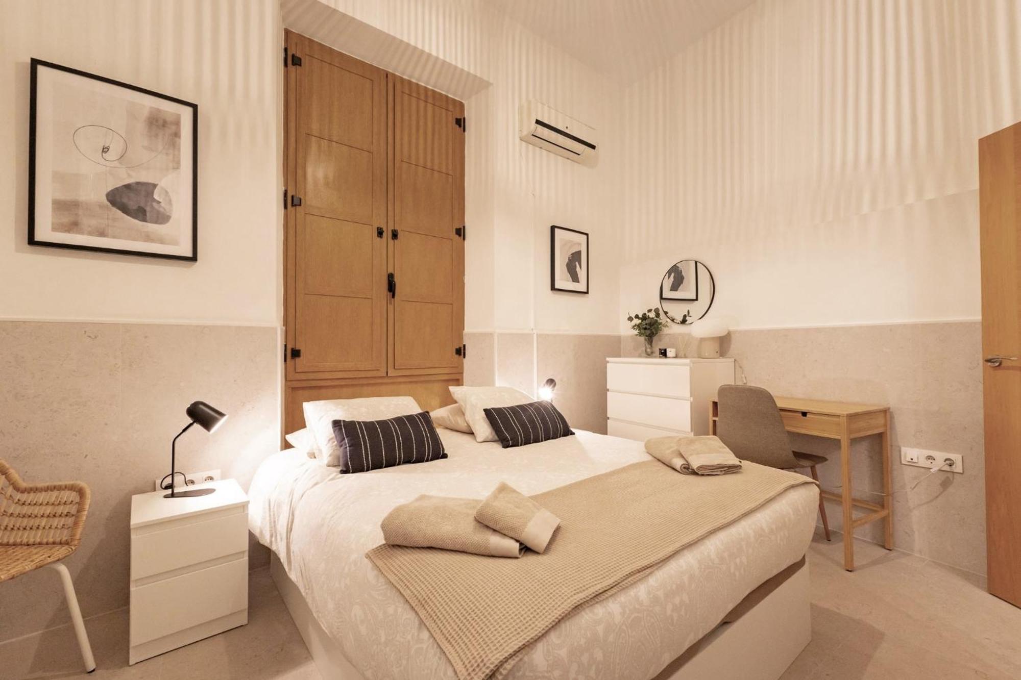 Modern Spacious Apartment Central Of Севилья Экстерьер фото